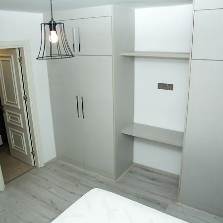 Holiday Apartman *